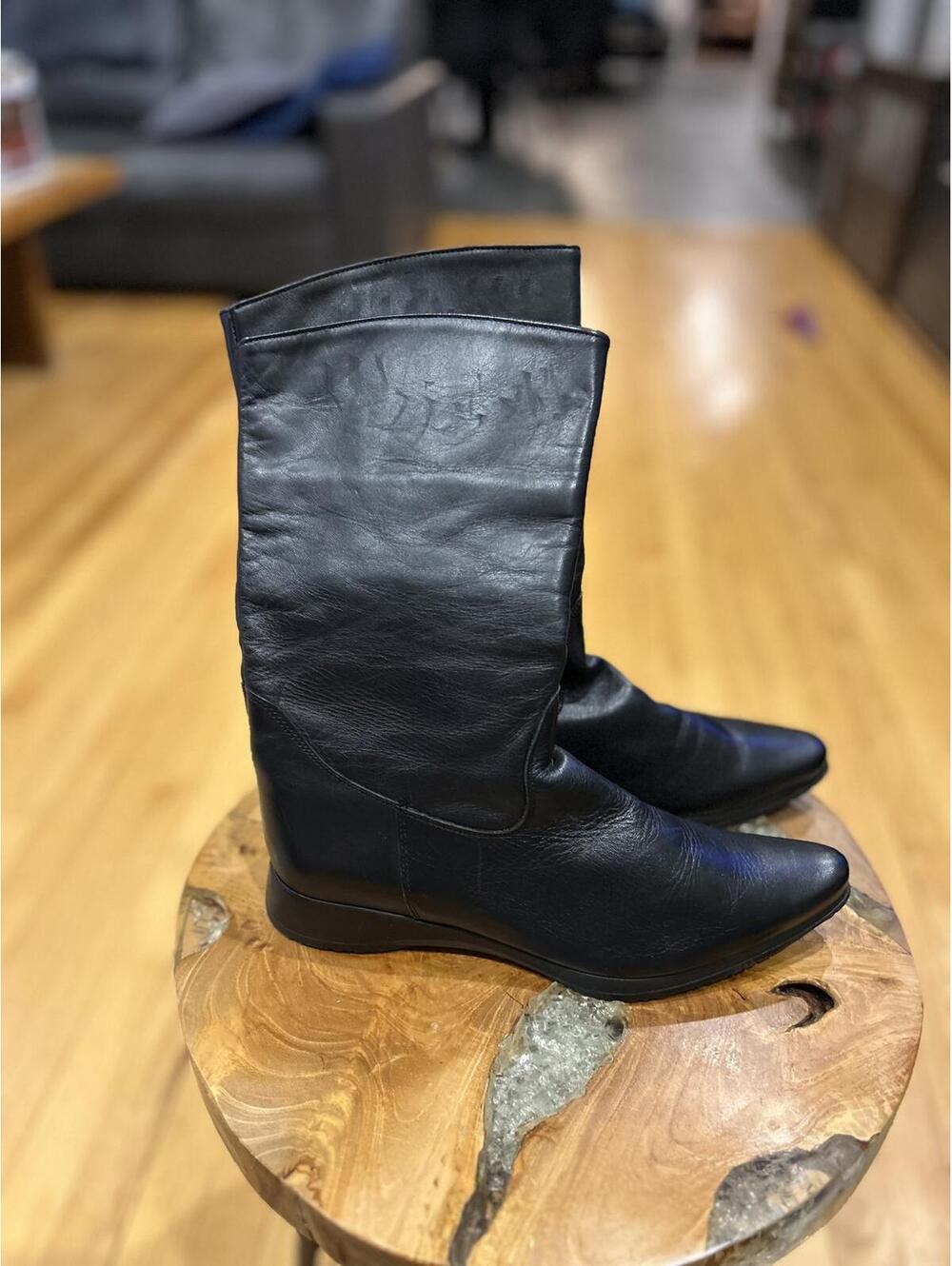 Black Women's calf-High Leather Boot by Santana Canada